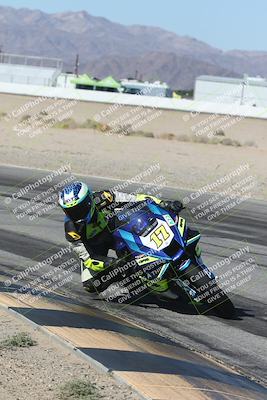 media/Oct-30-2025-Racers Edge (Thu) [[dabbdaf680]]/2-A Group/Session 3 (Turn 15 Inside)/